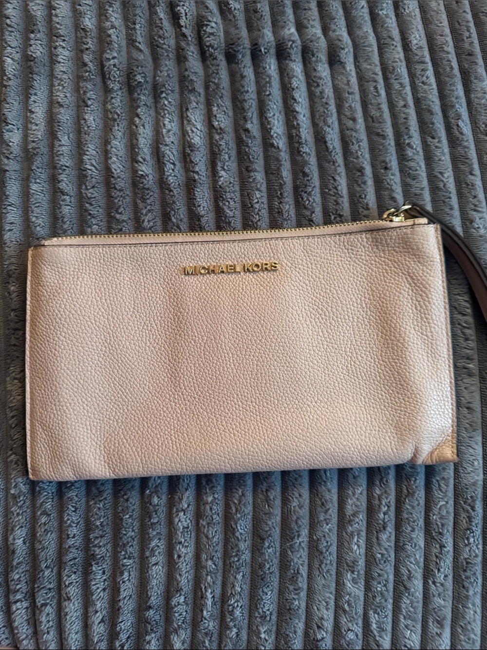 Michael Kors Metallic Blush Pebbled Leather Wristlet with Gold Hardware
